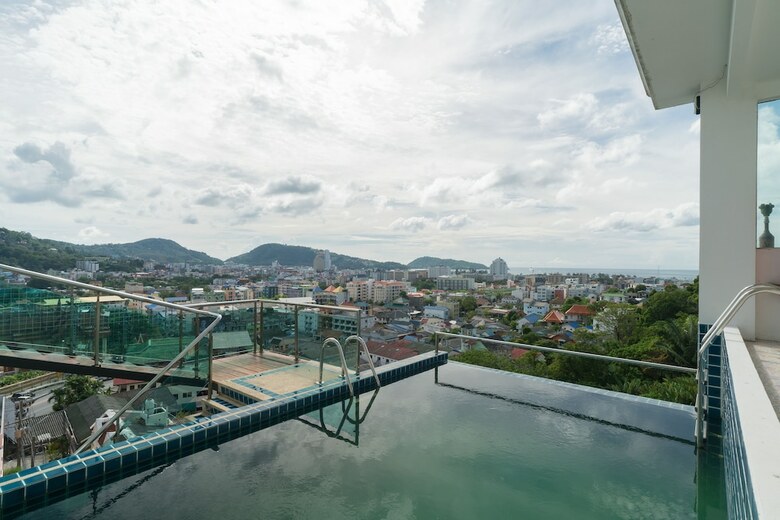 Goldstone Residency Patong , Phuket