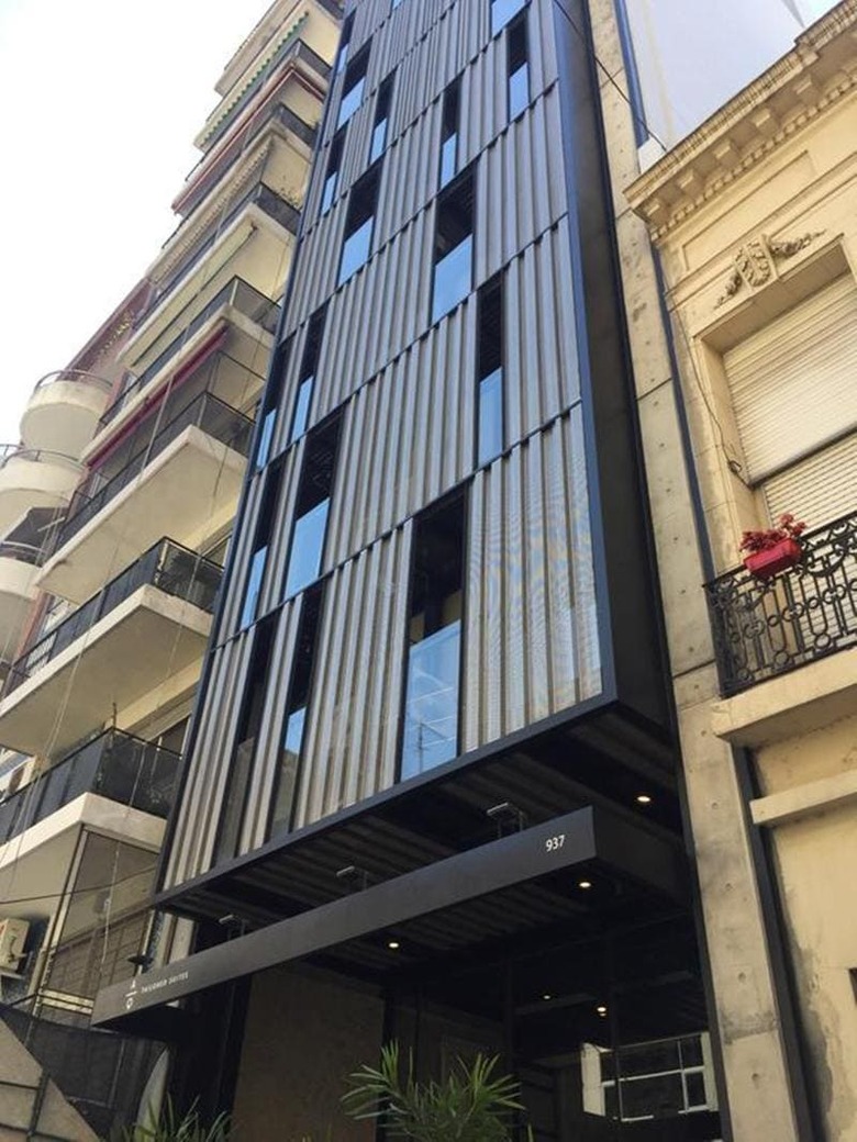 Hotel Aq Tailored Suites