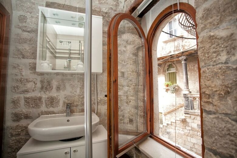 Apartamentos Guest House Trifora