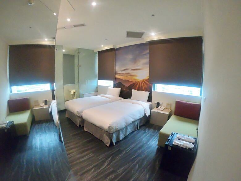 Merryday Hotel Banqiao Branch