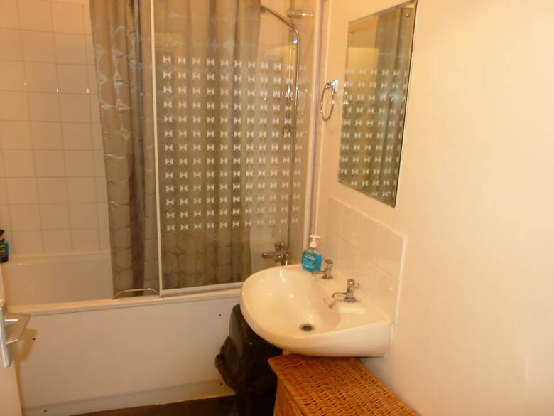Ss Property Hub ? Apartment Close To Hyde Park