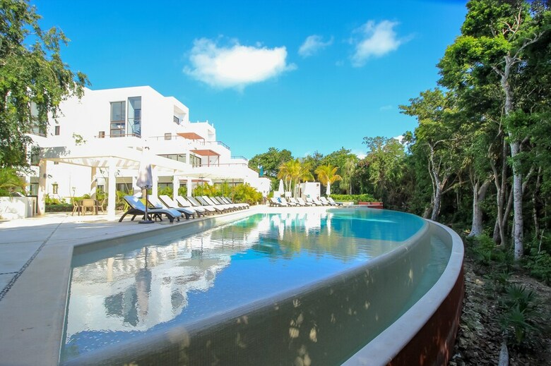 Luxury House Steps Away From Akumal Beach By Olahola