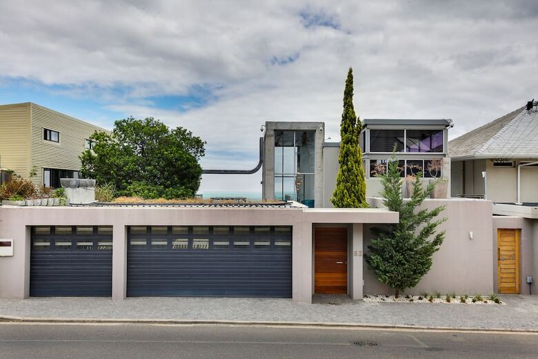 Cube 62 Villa - Five Bedroom Villa, Sleeps 10