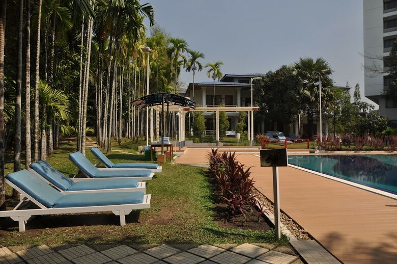 Akore Myanmar Life Hotel