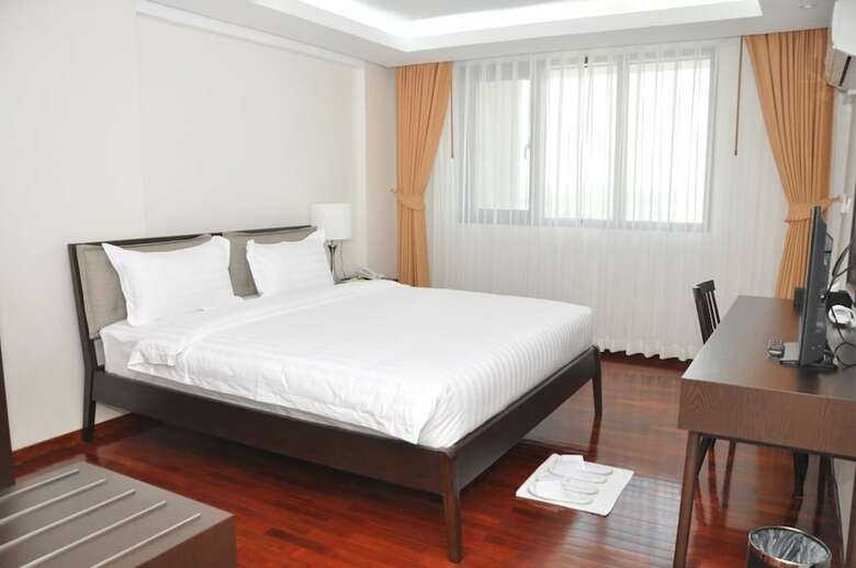 Akore Myanmar Life Hotel
