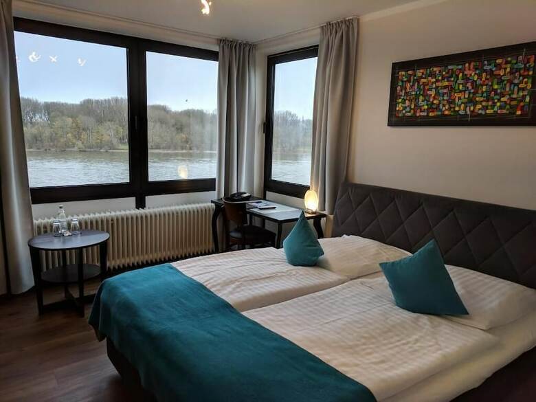 Hostal Rheinterrassen Hotel Caf� Restaurant