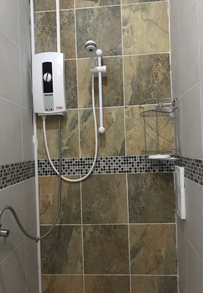 Hostal Chiangmai Tulip House And Massage