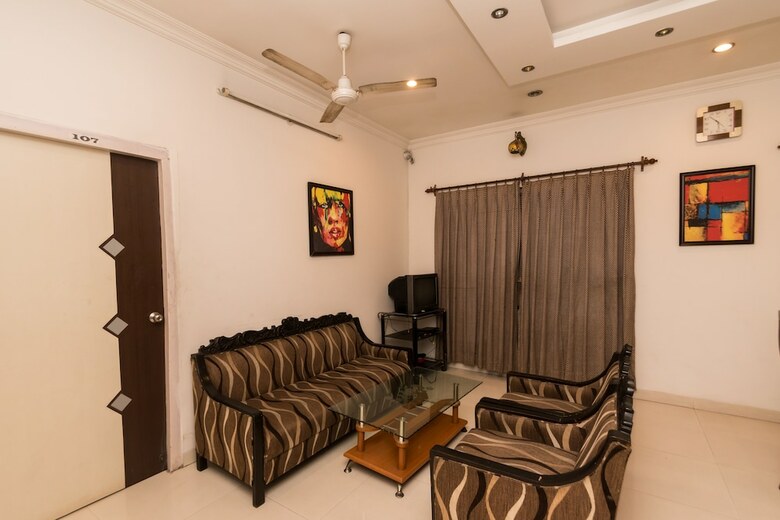 Hotel Oyo 2766 Apartment Salt Lake