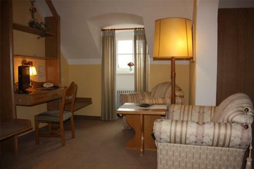 Hostal Hotel-gasthof Zur Post