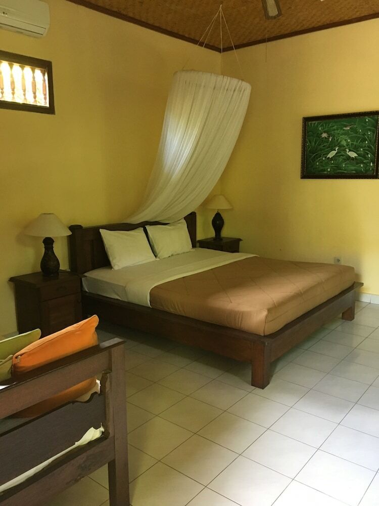 Cafe Wayan & Cottages