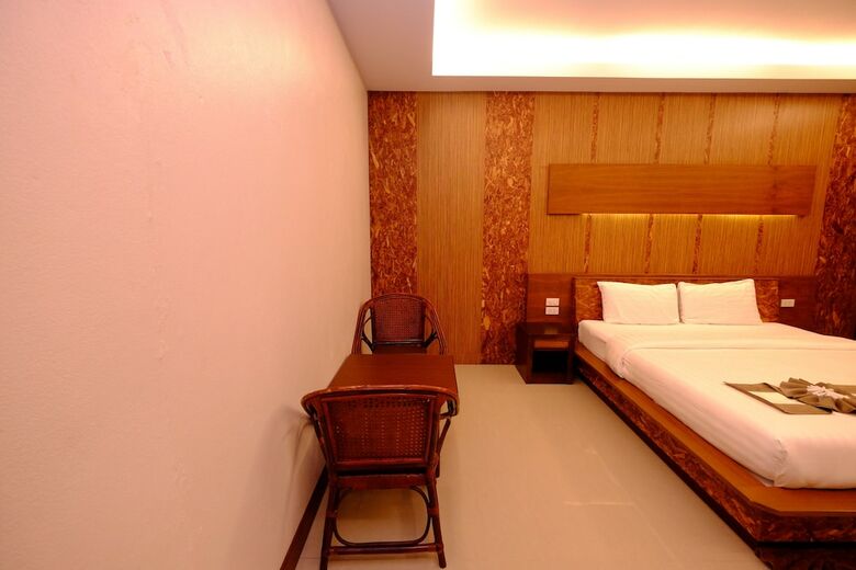 Hotel The Peace Tara House