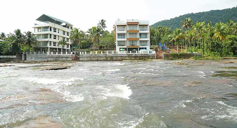 Hotel Athirapilly River Resort