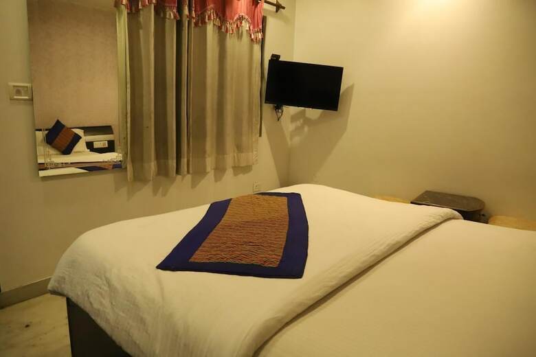 Airport Hotel Aerocity Inn