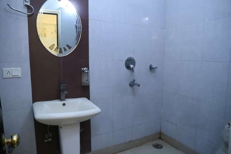 Airport Hotel Aerocity Inn