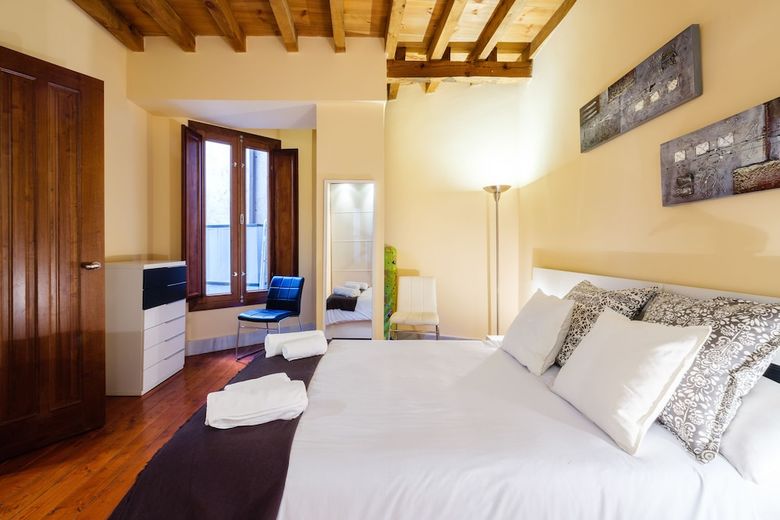 Apartamentos Con Patio Junto A La Catedral By Toledo Ap