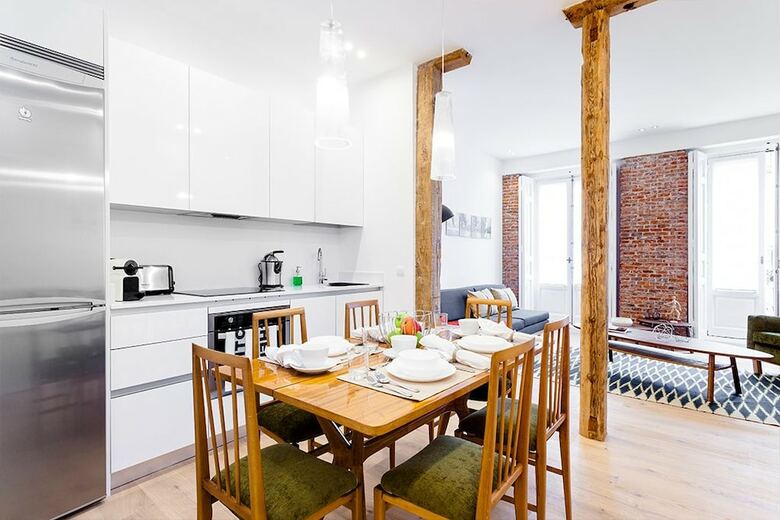 Malasa�a Apartments By Flatsweethome