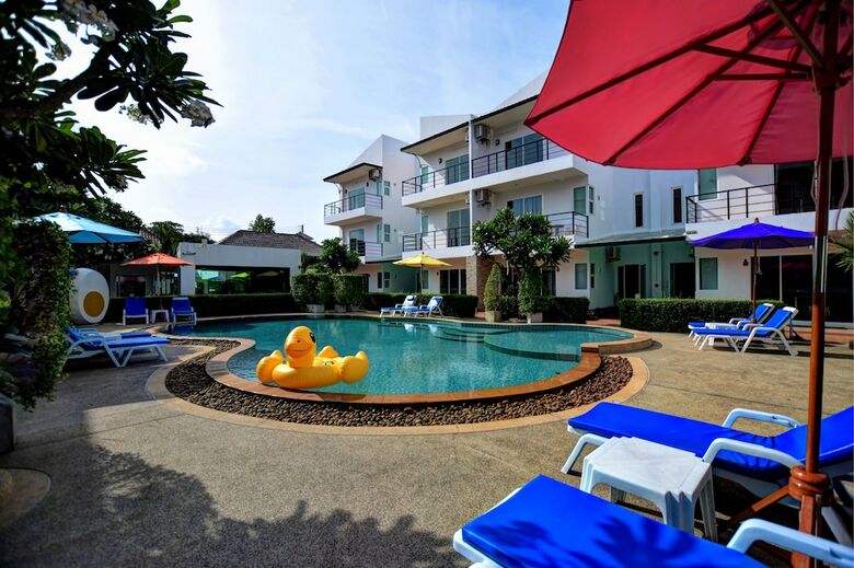 Hotel Pool Access 89 At Rawai