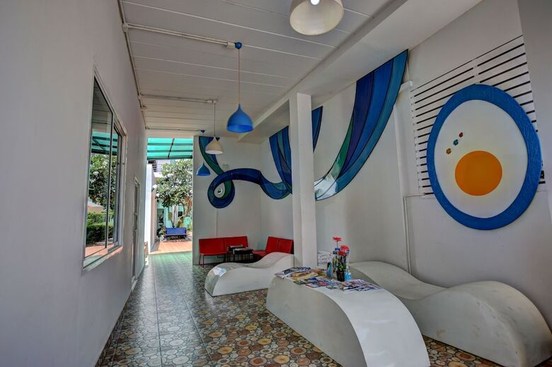 Hotel Pool Access 89 At Rawai