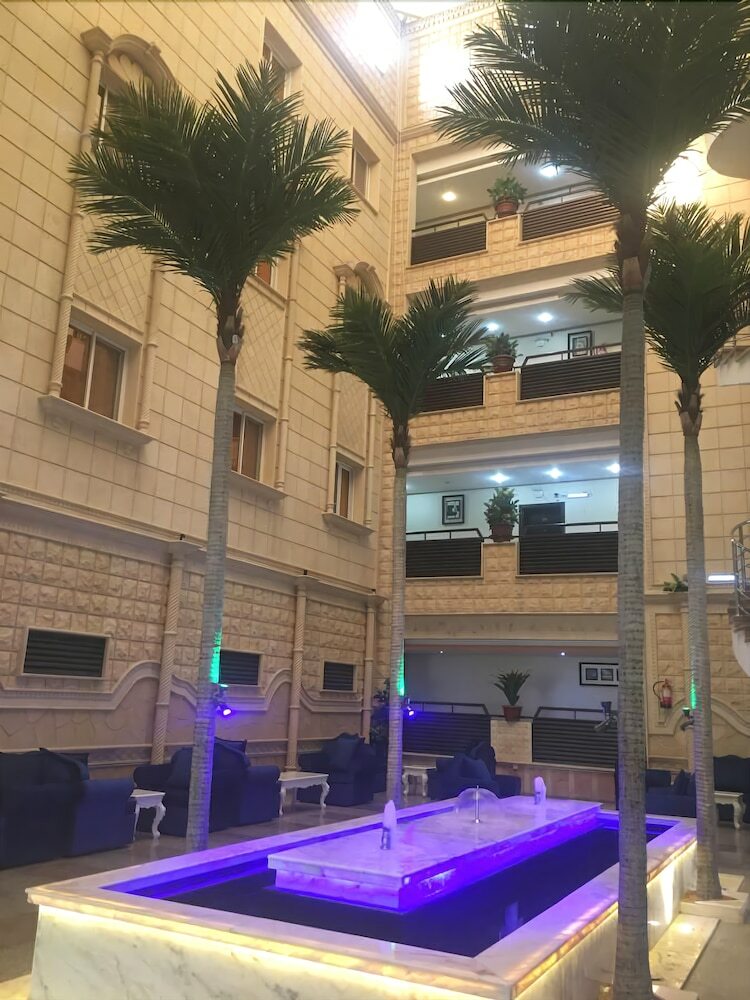 Aparthotel Rawasi Hotel Suites