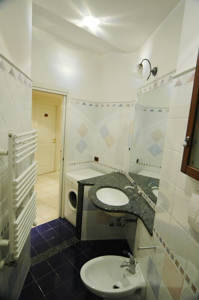 Luxury Apartment In Rome