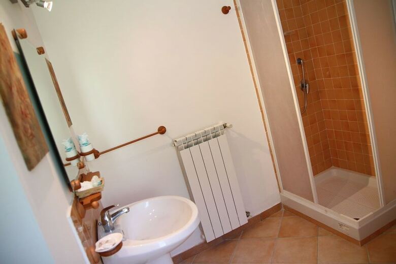 Bed & Breakfast La Residenza Torchiara