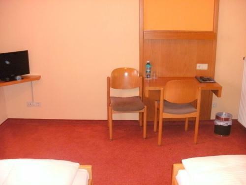 Hostal Gasthof Landhotel Gr�ner Baum