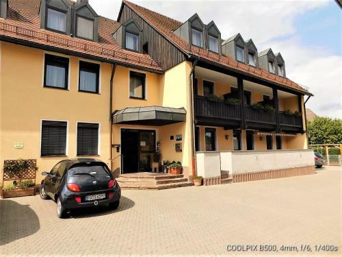 Hostal Gasthof Landhotel Gr�ner Baum