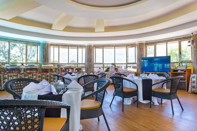 Nokras Riverine Hotel & Spa