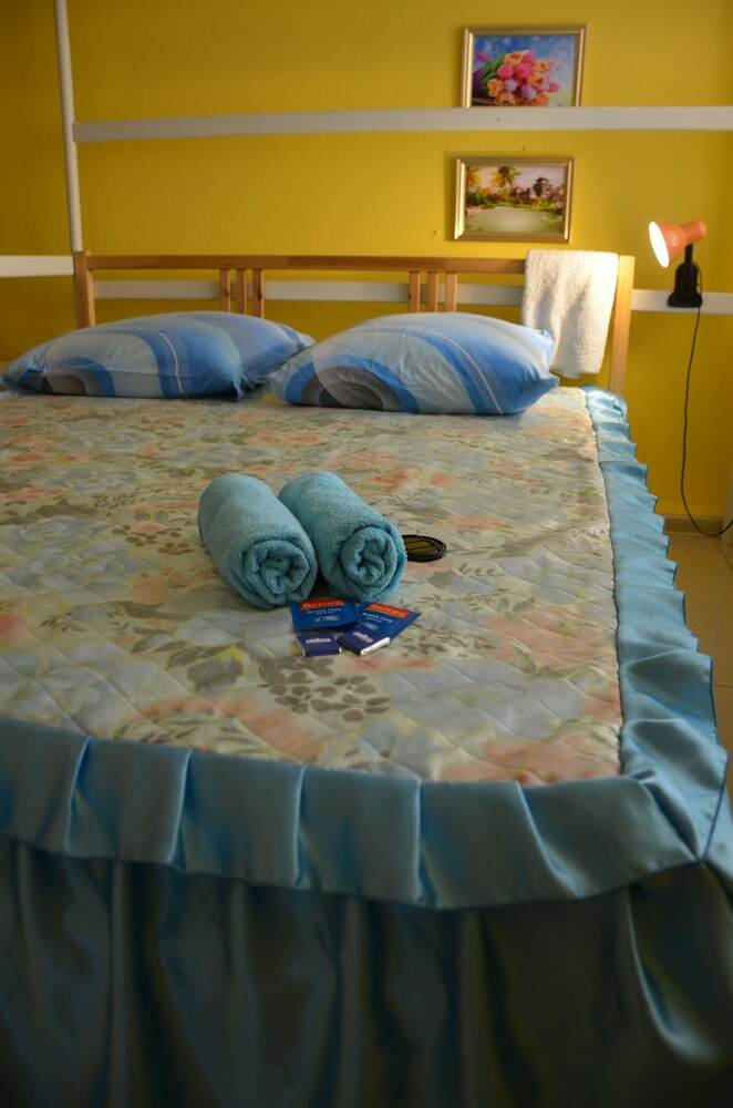 Hostal Hostel Zozh