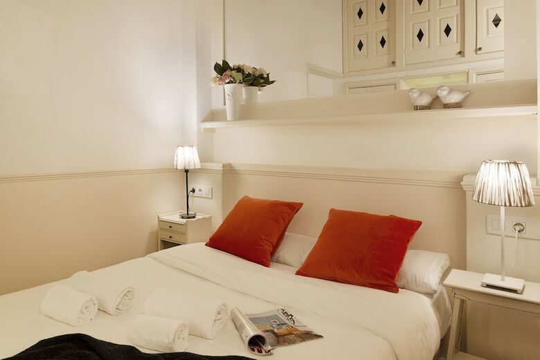 Apartamentos Palace Gracia Nextdoor