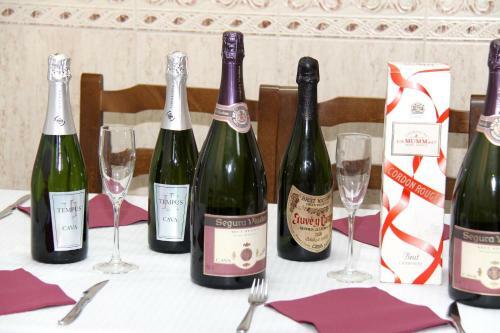 Hostal La Mas�a