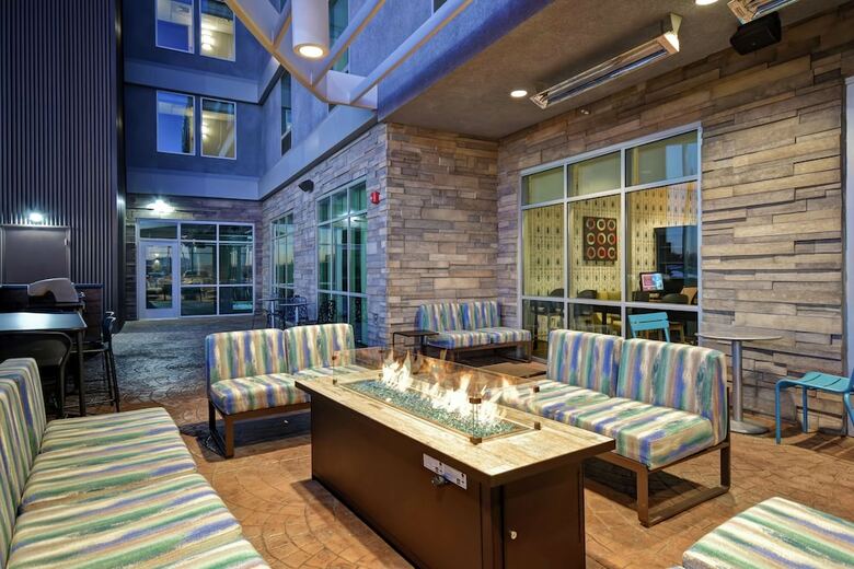 Hotel Home2 Suites By Hilton Victorville