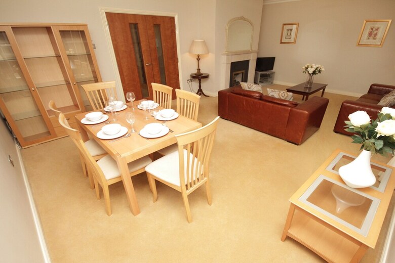 Apartamentos St Stephens Green Luxury Apt