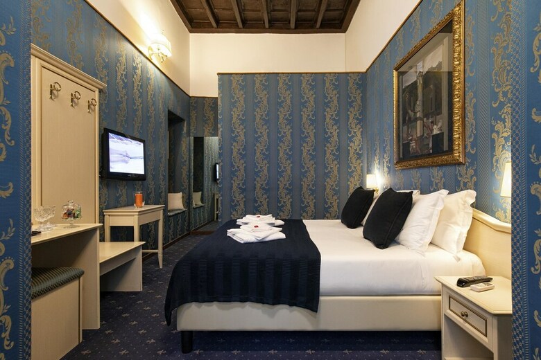 Hotel Canova Rooms In Spanish Steps