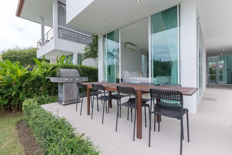 Phu Montra Villa With Ocean View A4