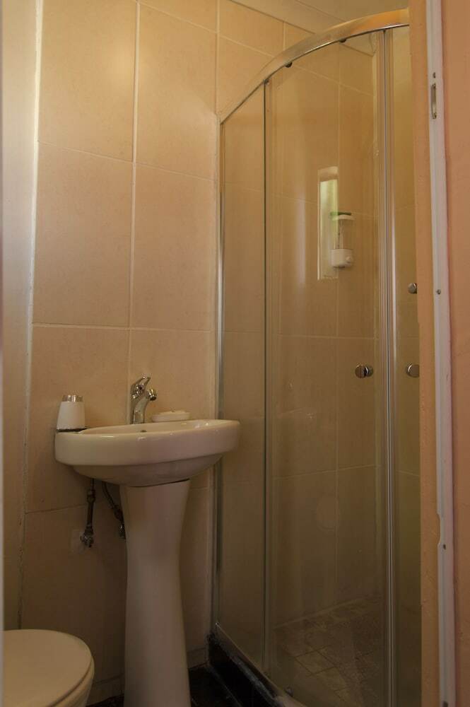 Motsolga Bed And Breakfast