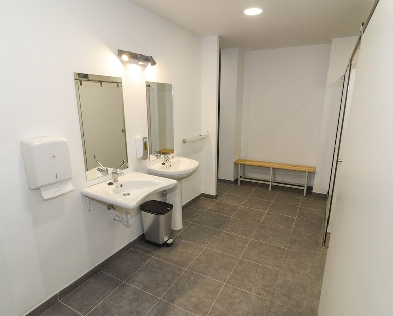 Hostal La Fabrica Urban Hostel