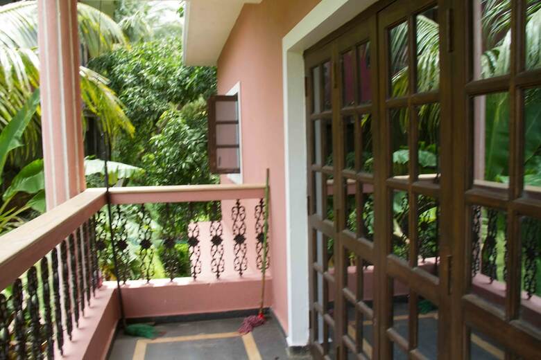 Apartamentos Nirvaah Home Off Calangute