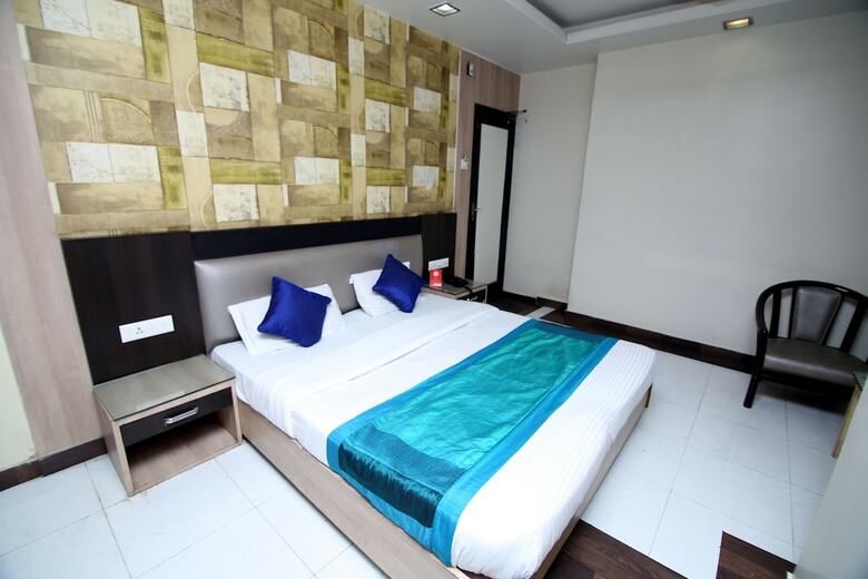 Oyo 9095 Hotel Kanishka