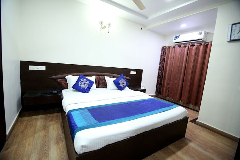 Oyo 9095 Hotel Kanishka