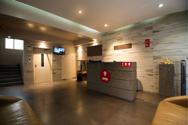 Oyo 9989 Hotel Classic Executive