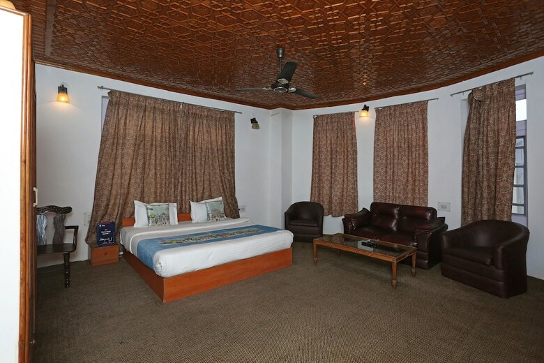 Oyo 5735 Hotel Ashai