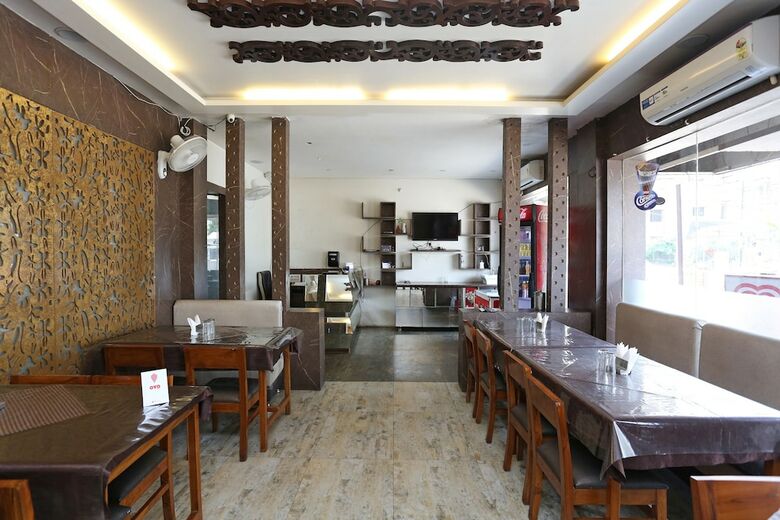 Oyo 4154 Hotel Pearl