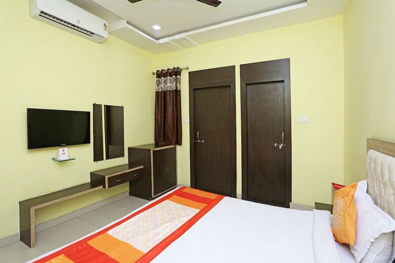 Oyo 4154 Hotel Pearl