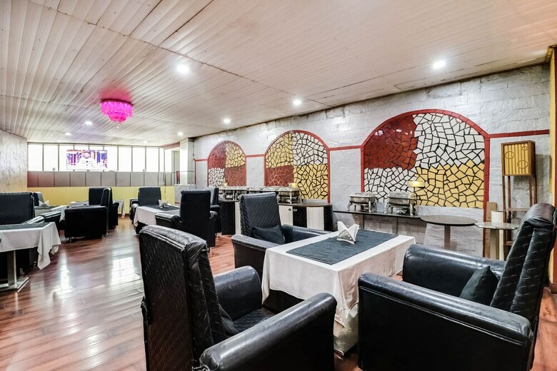 Oyo 3361 Hotel Kapital