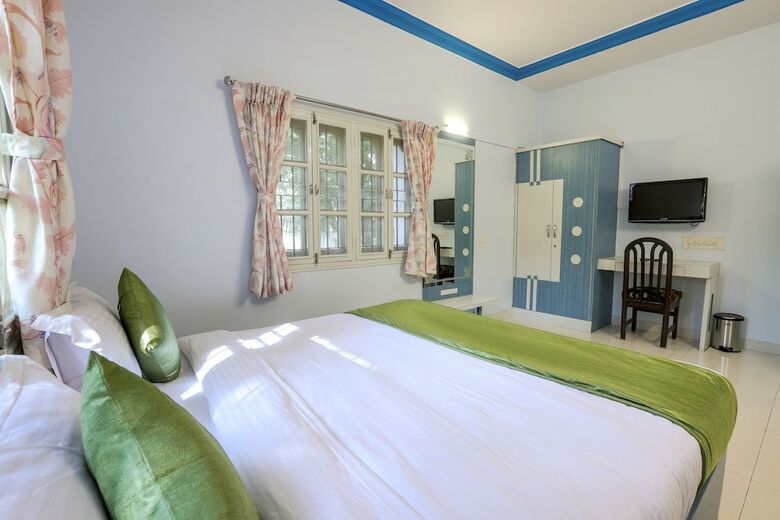 Hotel Oyo 10031 Wind Chimes Boutique Guest House