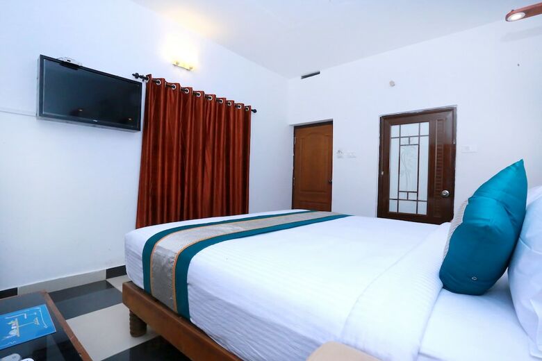 Oyo 10783 Hotel River Moon
