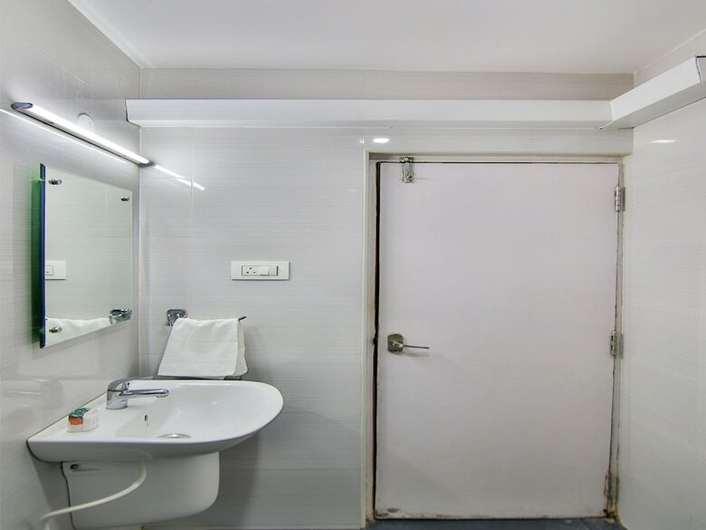 Hotel Oyo 7585 The Stay Inn