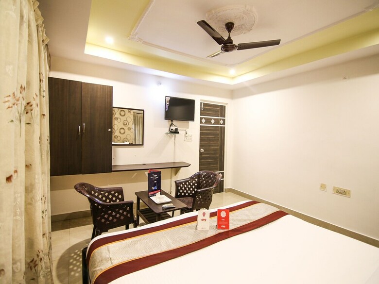 Hotel Oyo 9207 Chakri Guest House