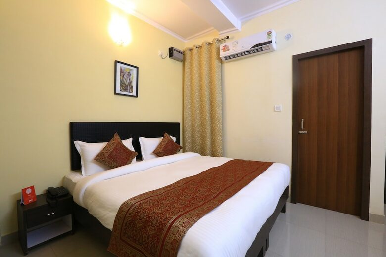 Oyo 8448 Hotel Shyamal